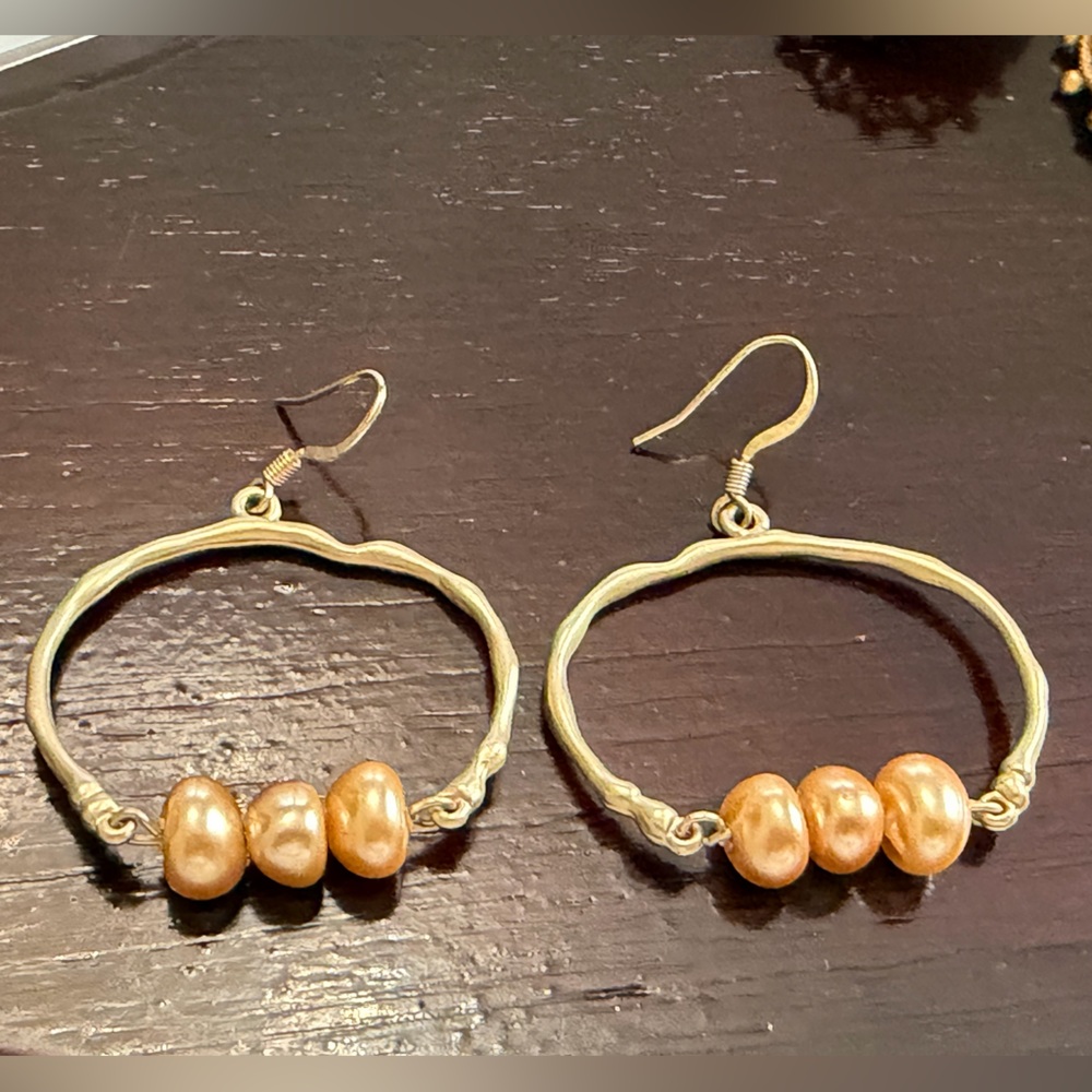 Ralph Lauren Matte Gold Pearl Earrings